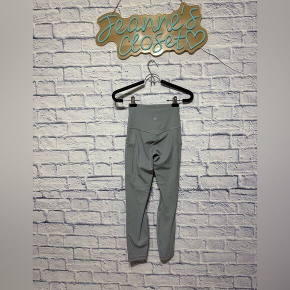 Lululemon Align High Rise Pant with Pockets 25"
Rhino Grey size 2 - Picture 5 of 11